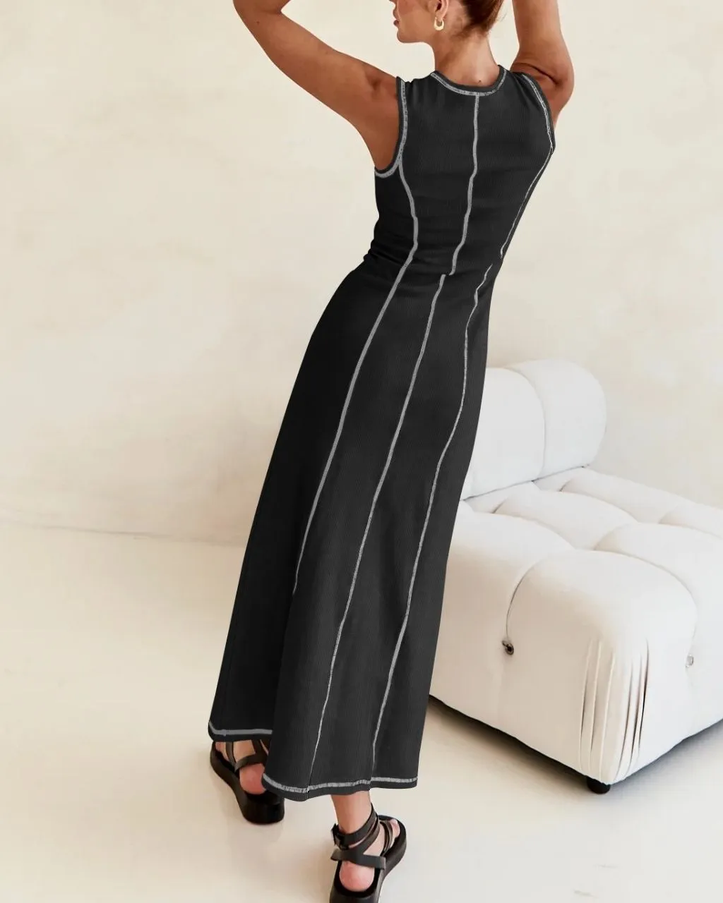 CONTRAST SEAM MAXI DRESS