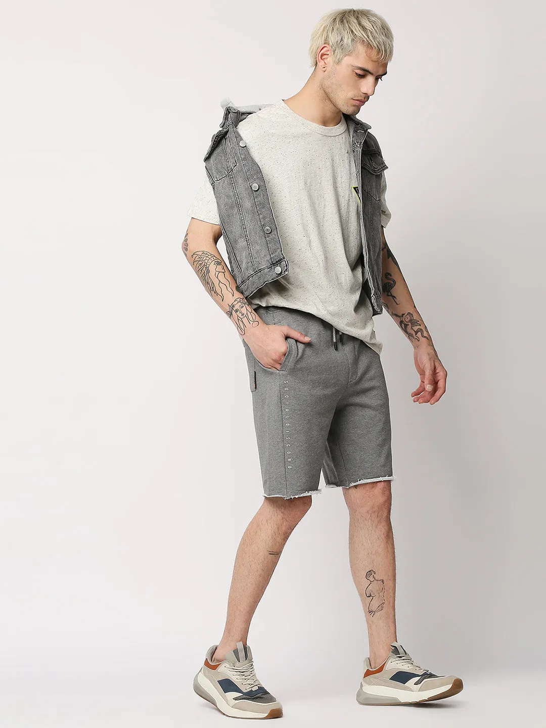Disrupt Mens Grey Raw-edge Hem Graphic Print Shorts