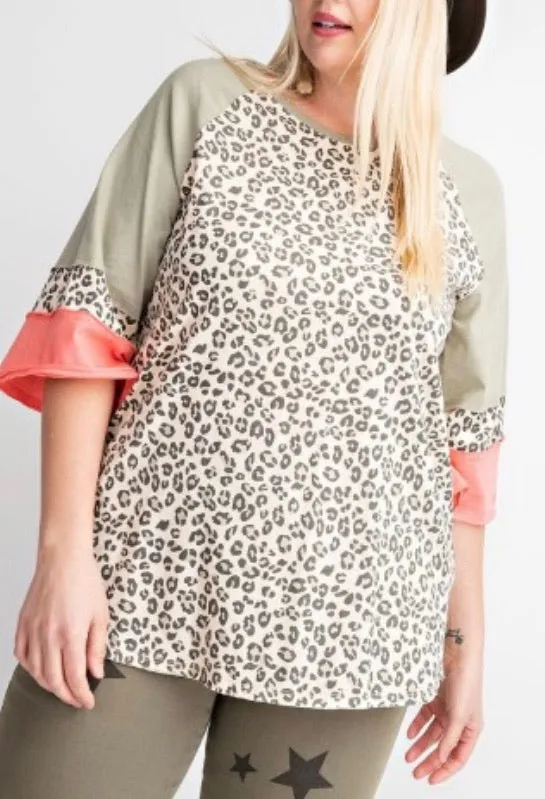 It's So Chic Top