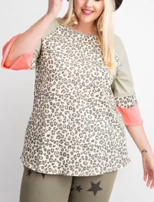 It's So Chic Top