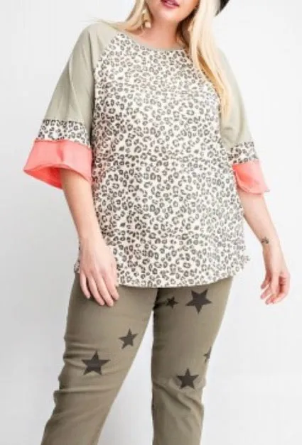 It's So Chic Top