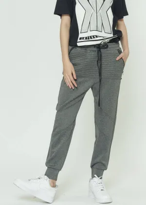 Konus Men's Track pants with Pin Tuck Detail in Charcoal