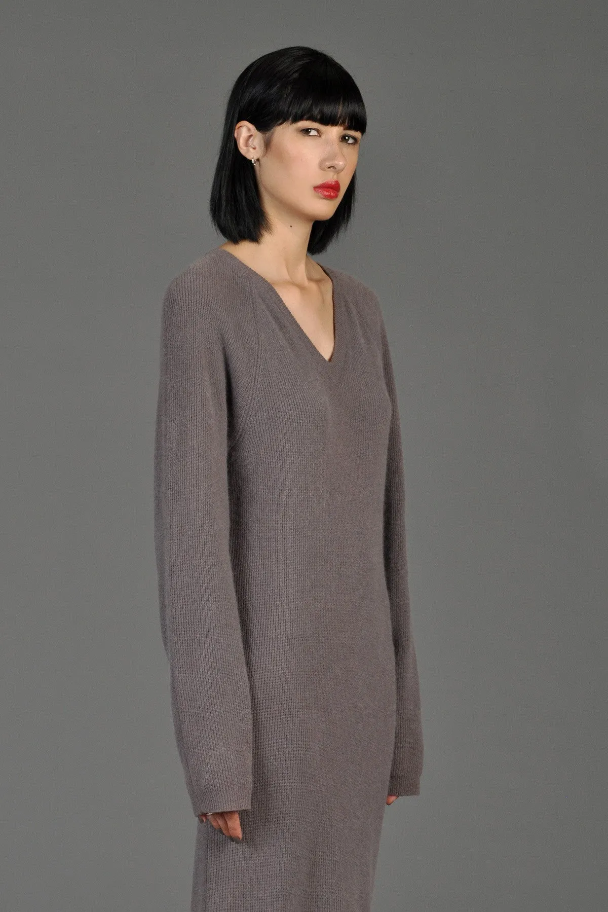 Minimal Angora   Lambswool V-Neck Maxi Sweater Dress