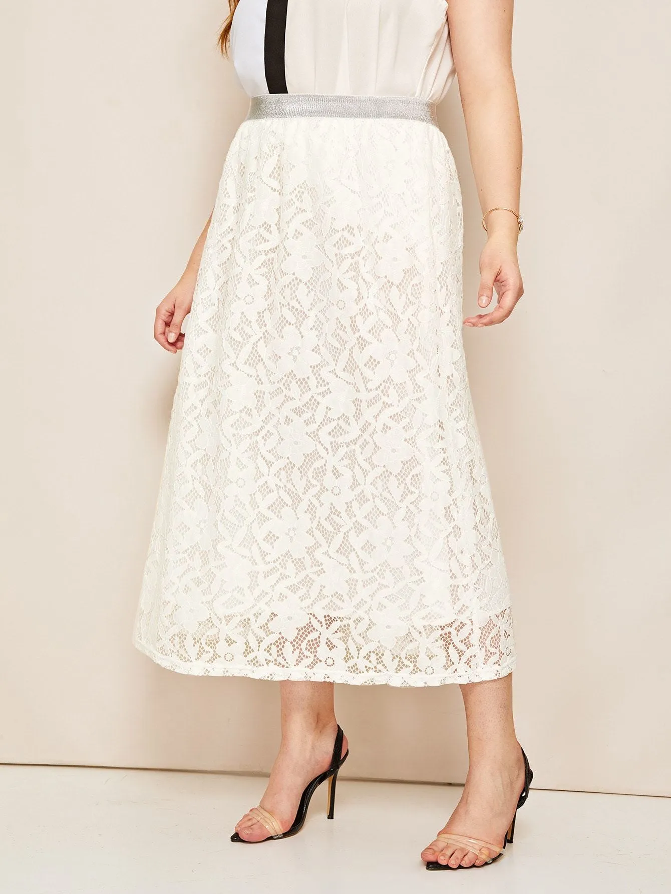 SHEIN Plus Solid Sheer Lace Skirt