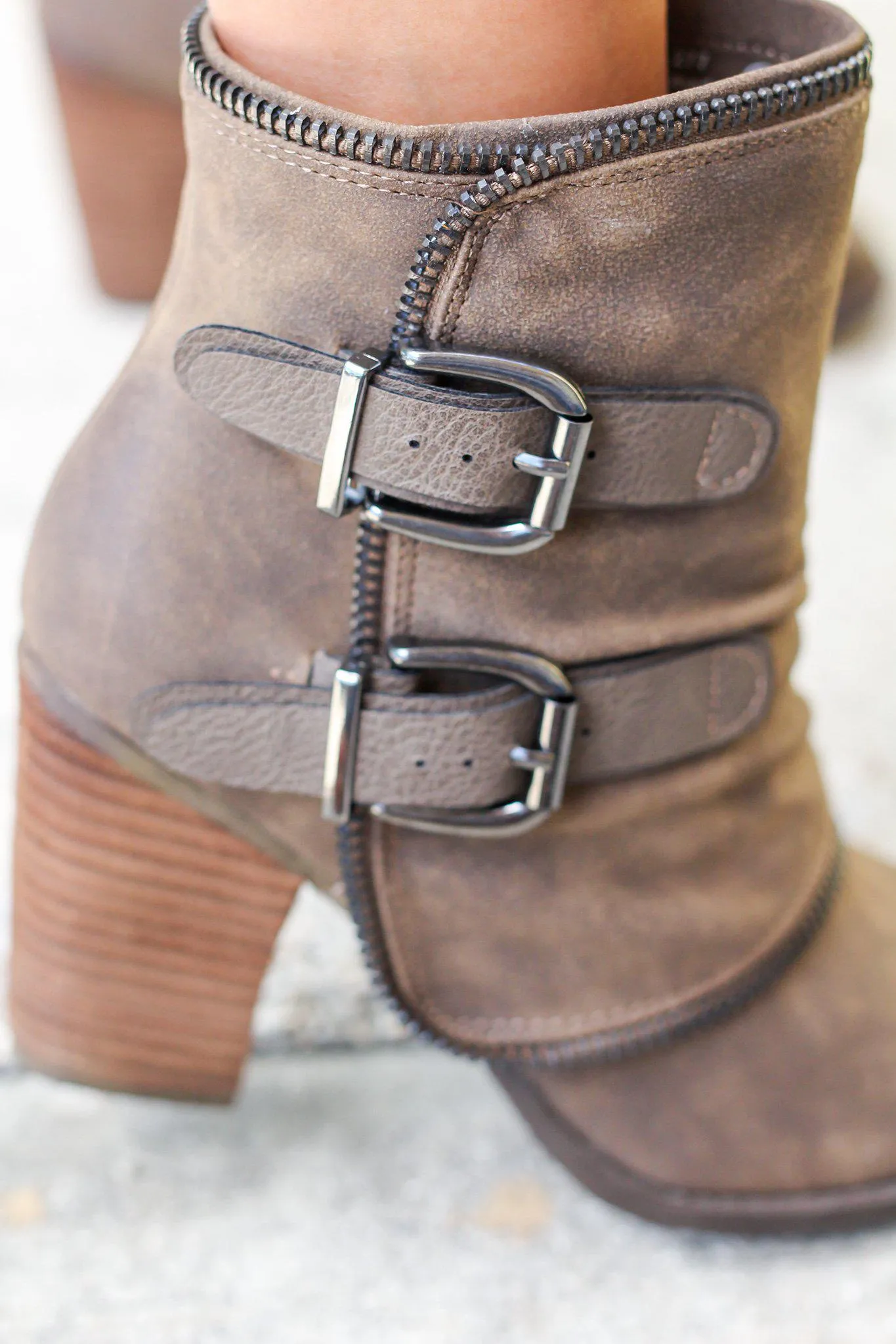 Vaca Taupe Booties