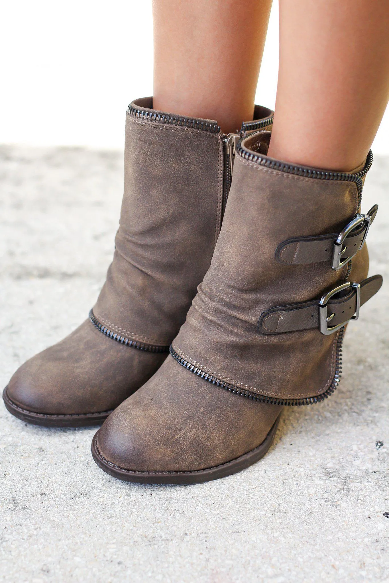 Vaca Taupe Booties